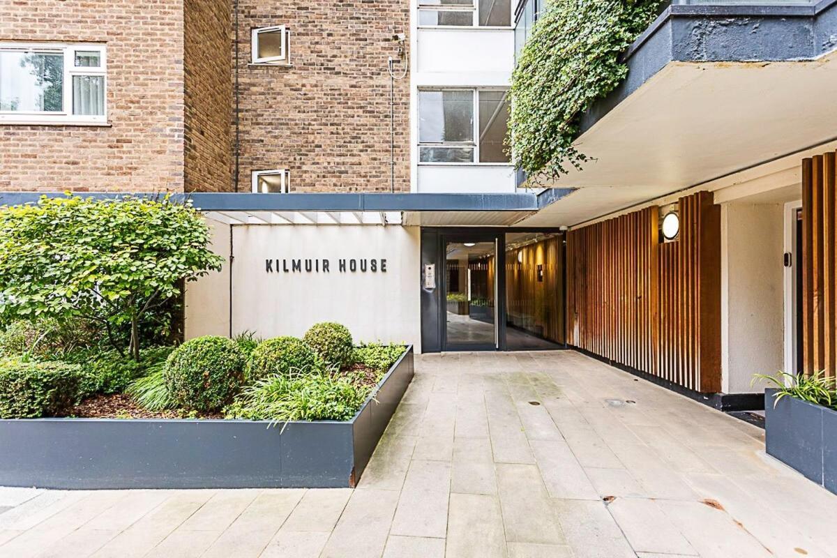 Modern Apartment With Balcony London Exterior photo